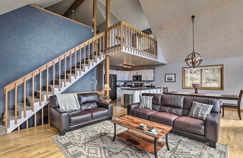 Conifer Mountain and Meadows House | Near Hiking: Mtn-View Conifer Cabin w/2 Decks