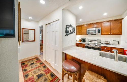 Historic District Apartment | Near Hiking Renovated Breck Condo with Tennis Court