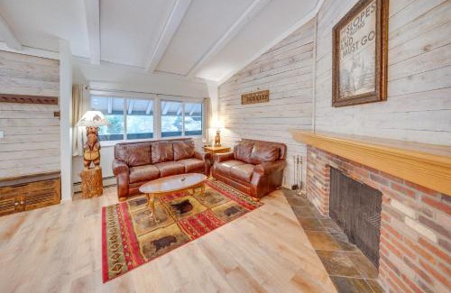 Historic District Apartment | Near Hiking Renovated Breck Condo with Tennis Court