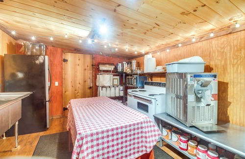 Lawndale Apartment | Near Hiking Trails: Spacious Studio in Lawndale