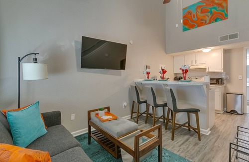 Central Arlington Apartment | Near Hospitals:AMH/MCA/USMD✶King Bed✶WiFi✶Parking #104