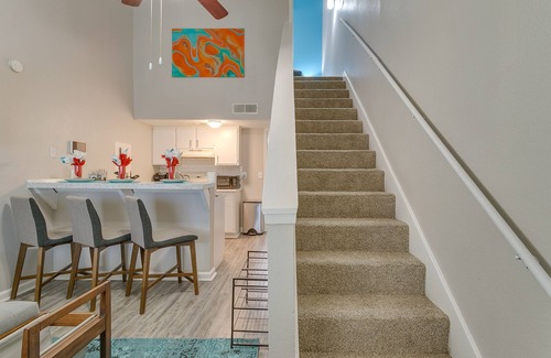 Central Arlington Apartment | Near Hospitals:AMH/MCA/USMD✶King Bed✶WiFi✶Parking #104
