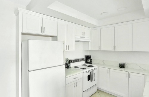 Grantville Apartment | Near Hospitals, Modern 1 BR, Patio, Pets OK