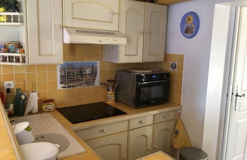 La Crau Villa | Near Hyères les Palmiers, beautiful air-conditioned Mas - swimming pool - beautiful beaches 12min away