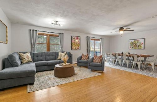 Newfield Apartment | Near Ithaca!Hot Tub! LRG Home!Sleeps 14! Dogs ok!