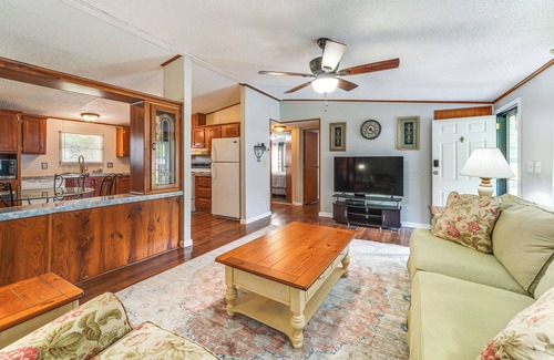 Belle Cottage | Near Kanawha River & ATV Trails: Home w/Deck!