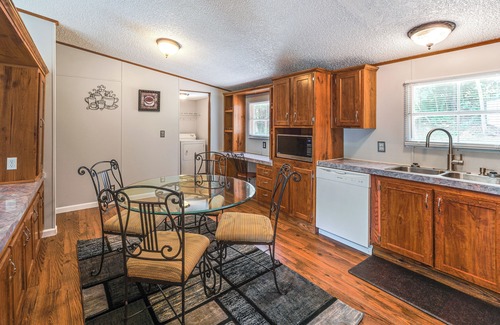Belle Cottage | Near Kanawha River & ATV Trails: Home w/Deck!