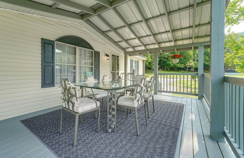 Belle Cottage | Near Kanawha River & ATV Trails: Home w/Deck!