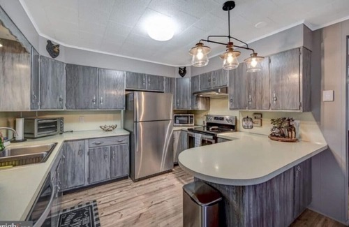 Albrightsville House | Near Lake Harmony: Mountain House with Fireplace