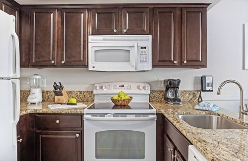 Lake Havasu City Resort | Near Lake Havas, 2BR w/Whirlpool Tub at Top-Rated Resort, Pool & FREE WIFI