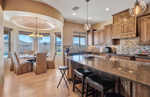 New River House | Near Lake Pleasant - The Lodge at New River