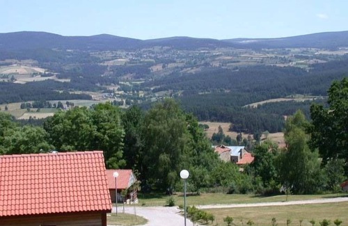 Blavignac Ski Chalet | Near Le MALZIEU-VILLE, chalet* well located, covered swimming pool