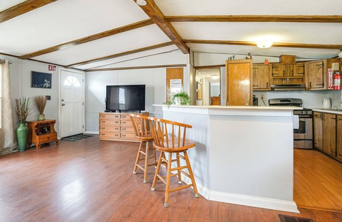 Perryman House | Near Leidos Field at Ripken Stadium: Aberdeen Home