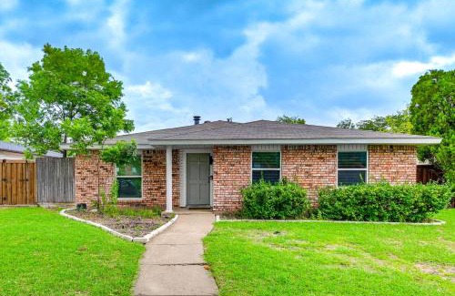 The Colony House | Near Lewisville Lake Home in The Colony with Yard!