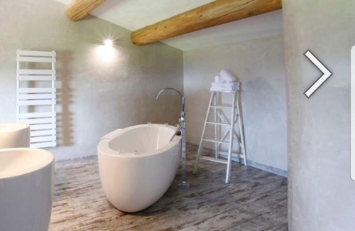 Puyvert House | near lourmarin house in the heart of the vineyards