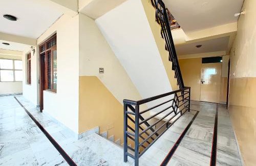 Ujjain Hotel | Near Mahakal Temple HOTEL W- LOTUS,UJJAIN, Near Railway Station -Fully Air conditioned Rooms And Spacious, with Wi-Fi -LIFT, Best Hotel in UJJAIN
