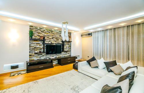 Nasimi House | Near Marriot Courtyard 4 bedroom
