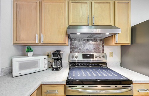 San Antonio House | Near Medical Center: Home w/Yard in San Antonio