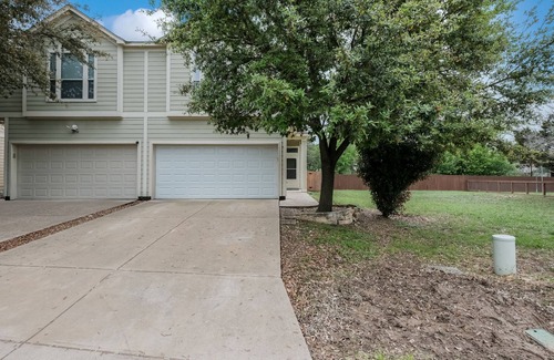 Country View House | Near medical center for all travel professionals Six Flags Sea World San Antonio