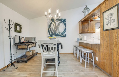 Green Bay House | Near Medical Corridor: 'Whimsy Wisconsin' Duplex