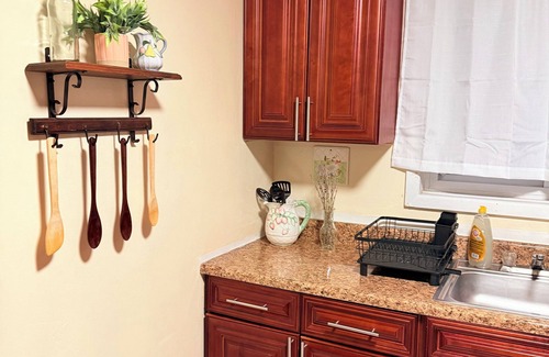 Clifton Apartment | Near MetLife/American Dream + Free Parking Incl.