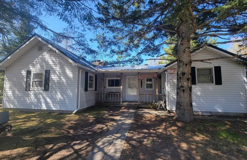 Christmas House | Near Munising and close to Pictured Rocks, Lake Superior, Casino and More!