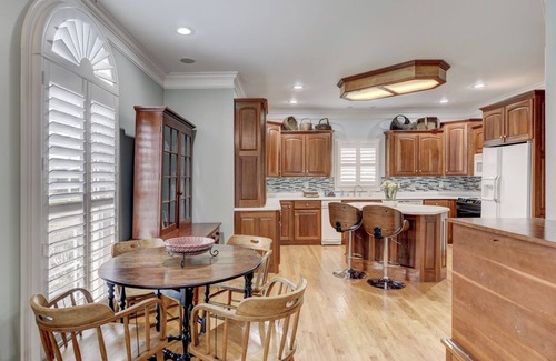 Gallatin House | Near Nashville , Gallatin farm home with swimming pool