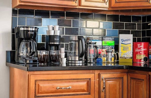 New Rochelle House | Near NYC & Transit ~ Family Friendly ~ Whole House