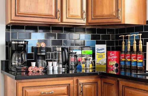 New Rochelle House | Near NYC & Transit ~ Family Friendly ~ Whole House