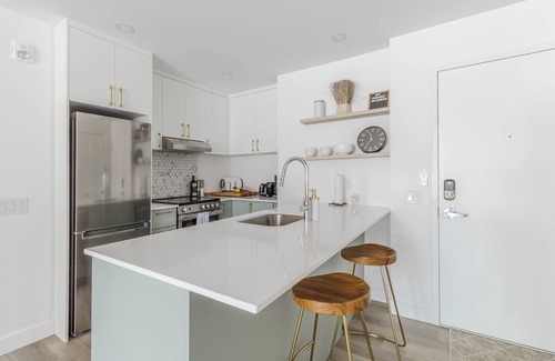 La Cite-Limoilou Condo | Near Old Quebec, parking/pool/rooftop terrasse/gym included