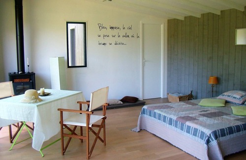 Riec-sur-Belon House | Near Pont-Aven, studio-gîte in the heart of the garden with private shower-hammam