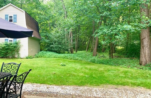 Akron Apartment | Near Pro Football HOF,Portage lake,Downtown Akron!