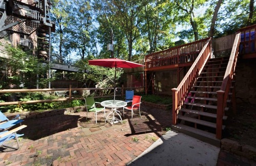 Brookline Apartment | Near Public Transport, Fenway, BU, Longwood Med