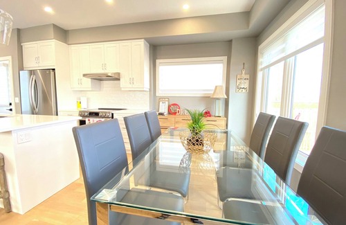 St. Catharines House | Near Ridley College