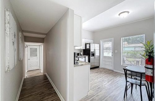 Tampa House | Near River | Pet Friendly | Large Corner Lot