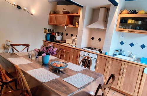 Creysse House | Near Rocamadour, quiet, lotoise stone house, 3 stars