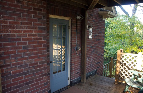 West Cambridge Apartment | Near scenic Fresh Pond, Charles river, shops, Harvard Sq access , Free parking