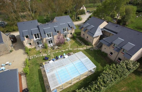Belz Apartment | Near sea, T3 65m ², 2ch, 2sdb, covered and heated swimming pool