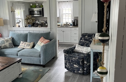 West Yarmouth House | near Seagull Beach, short walk to restaurant, shops