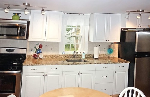 West Yarmouth House | near Seagull Beach, short walk to restaurant, shops