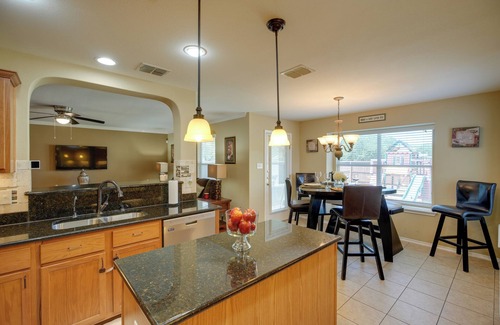 San Antonio House | Near SeaWorld! Modern Family Home w/Pool Access