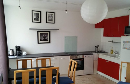 Baron House | Near Senlis, whole house with 2 bedrooms, between Asterix and Disneyland, 4p.