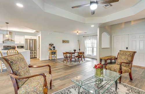 Mariner House | Near Shopping & Restaurants: Cape Coral Getaway
