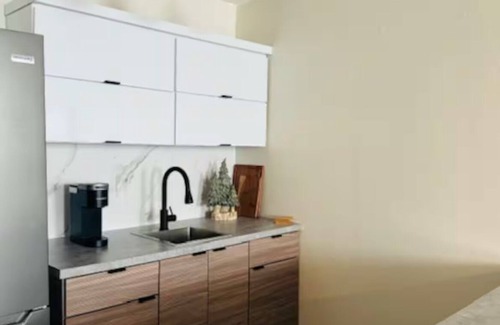 Cangrejo Arriba House | Near SJU 8 Guest 4 beds Jacuzzi ,Carolina Near all San Juan Tourist Destination