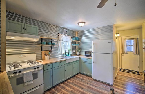 Peter Pan House | Near Skiing & Swimming: Big Bear Gem w/Game Room