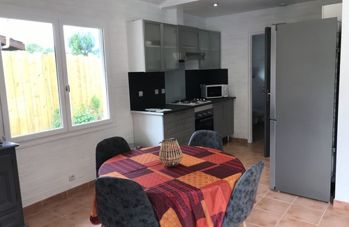 Grayan-Et-L'Hopital Ski Chalet | Near Soulac/mer 50M² air-conditioned chalet with private heated indoor pool