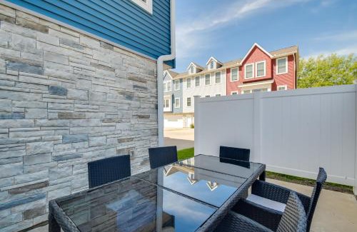 Bettendorf House | Near TBK Bank Sports Complex Quad Cities Townhome