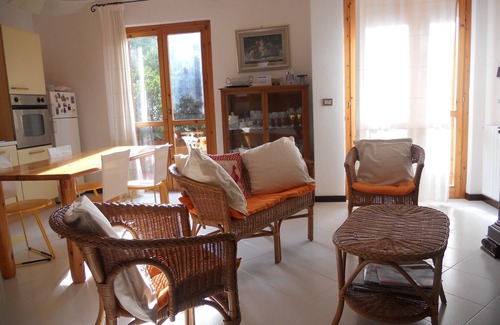 Maristella House | Near the beach, the ideal base for a pleasant holiday, free wi-fi.