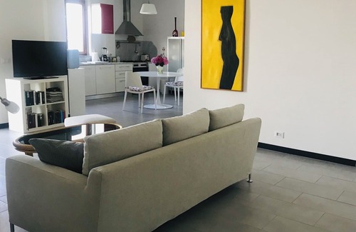 La Spezia Apartment | Near the Cinque Terre slow tourism in luxury vacation apartment with sea view.