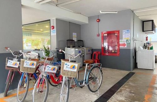 Bang Sare Apartment | Near the sea n Bicycle n Wifi